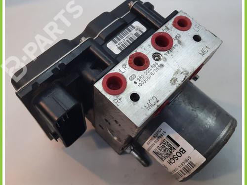 Used ABS pump ABS pump FIAT 500 (312_) 0.9 (312AXG1A, 312.AXG11) (86 hp) 11370474 11370474