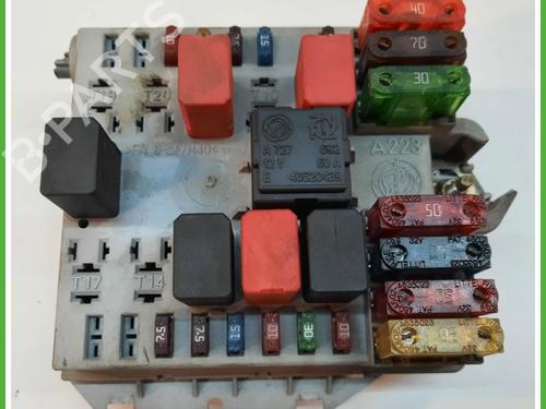 Used Fuse box FIAT PUNTO (188_) 1.2 60 (188.030, .050, .130, .150, .230, .250) (60 hp) 13038161
