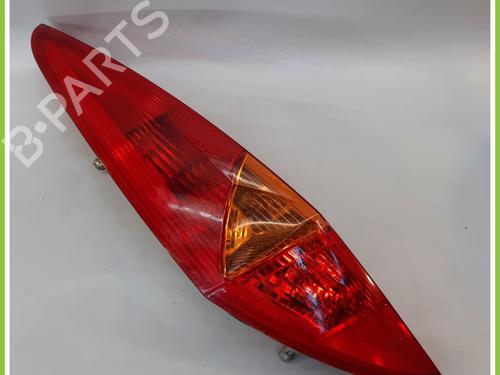 Used Left taillight FIAT PUNTO (188_) 1.2 16V 80 (188.233, .235, .253, .255, .333, .353, .639,... (80 hp) 13628780