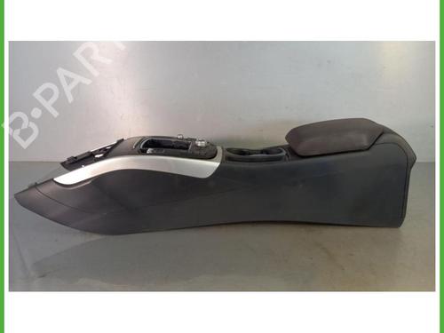 middle-console-audi-a4-b8-avant-8k5-2007-2008-2009-2010-2011-2012-2013-2014-2015-2016-2017-40147497 main image