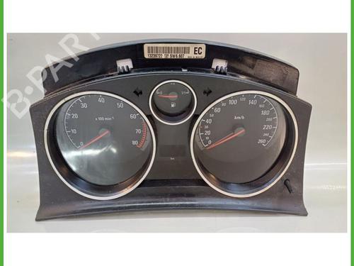 Used Instrument cluster OPEL ZAFIRA / ZAFIRA FAMILY B (A05) 1.6 CNG (M75) (94 hp) 17178410