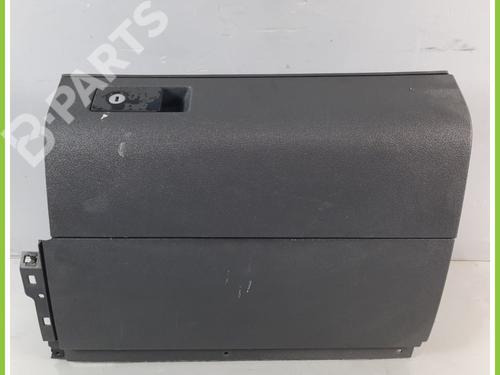 Used Glove box VW TOURAN (1T1, 1T2) 2.0 TDI (136 hp) 11367219