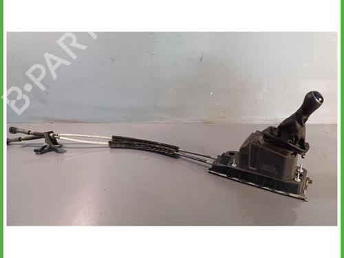 Used Gear lever Gear lever VW POLO VI (AW1, BZ1, AE1) 1.0 TGI (90 hp) 40143652 40143652