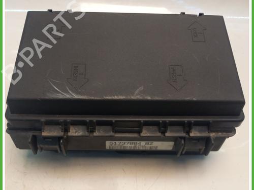 Used Fuse box FIAT GRANDE PUNTO (199_) 1.2 (65 hp) 30198180
