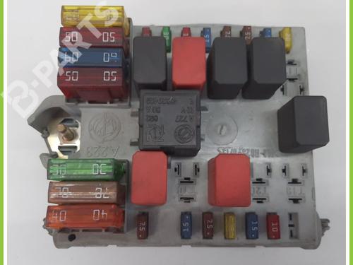Used Fuse box FIAT PUNTO (188_) 1.2 60 (188.030, .050, .130, .150, .230, .250) (60 hp) 11369045