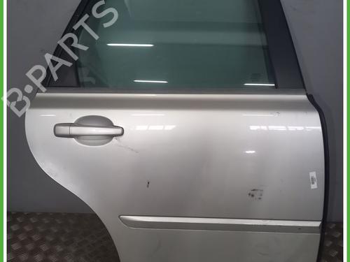 Used Right rear door VOLVO V50 (545) 2.0 D (136 hp) 17235346