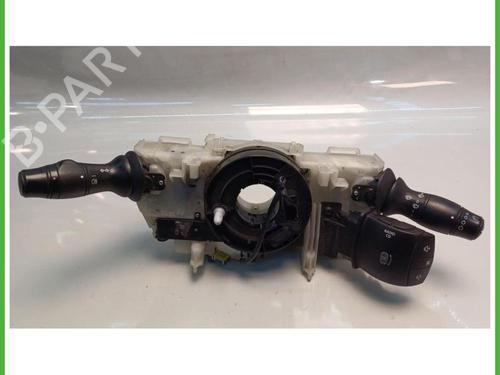switch-renault-master-iii-van-fv-2010-40143665 main image