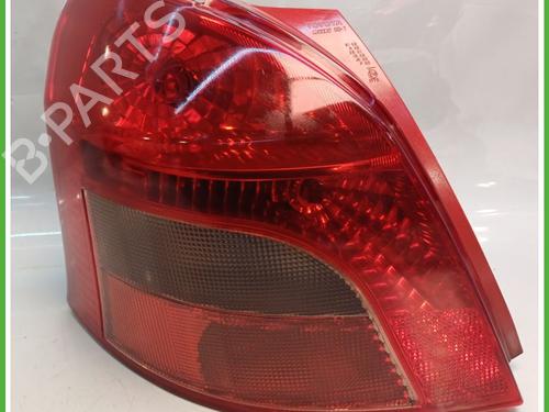 Used Left taillight TOYOTA YARIS (_P9_) 1.4 D-4D (NLP90_, NLP90R) (90 hp) 22345793
