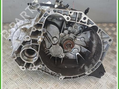 Used Gearbox Gearbox FIAT SEDICI (189_) 1.9 D Multijet 4x4 (120 hp) 40075672 40075672
