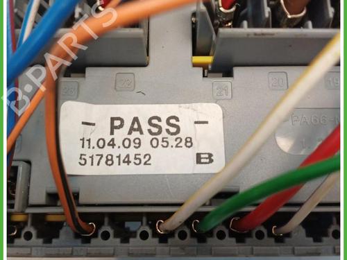 Fuse box FIAT PANDA (169_) 1.2 Natural Power (169.AXB1A) | BP40146291E1 - Image 4