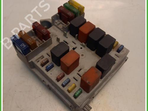 Used Fuse box Fuse box FIAT STILO Multi Wagon (192_) 1.9 JTD (115 hp) 40073219 40073219