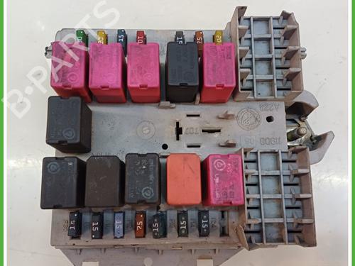 Fuse box ALFA ROMEO 166 (936_) 2.4 JTD (936AXA00, 936A3B00) | BP16189618E1 