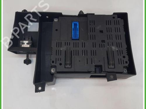 control-unit-mercedes-benz-c-class-w203-2000-2001-2002-2003-2004-2005-2006-2007-40133565 main image