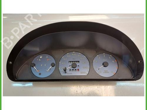 Used Instrument cluster FIAT PUNTO (176_) 60 1.2 (176AP, 176AR, 176AQ, 176BB) (60 hp) 23332086