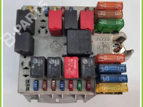 Sikringsdåse FIAT PUNTO (188_) 1.3 JTD 16V (70 hp) 11368639