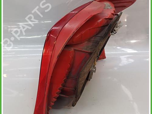 Left taillight TOYOTA YARIS (_P9_) 1.4 D-4D (NLP90_, NLP90R) | BP21028332C34 