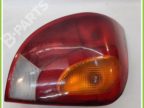 Used Right taillight FORD FIESTA V (JH_, JD_) 1.6 TDCi (90 hp) 11721527