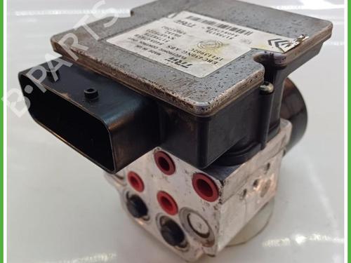 Used ABS pump ABS pump LANCIA YPSILON (843_) 1.3 JTD (843.AXD11, 843.AXD1A) (70 hp) 40141990 40141990