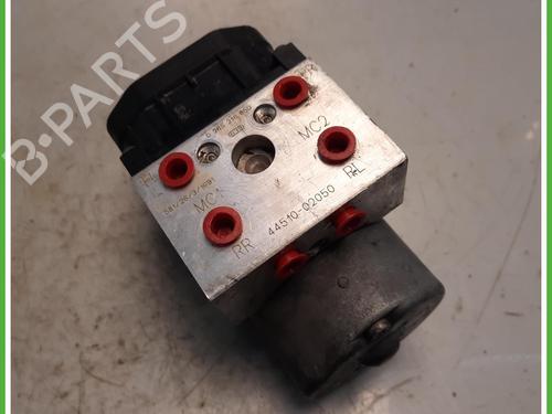 Used ABS pump ABS pump TOYOTA COROLLA (_E12_) 1.4 D (NDE120_, NDE120R) (90 hp) 40072935 40072935