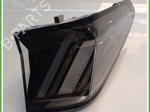 Used Right taillight PEUGEOT 3008 II SUV (MC_, MR_, MJ_, M4_) Hybrid 180 (M4DGLU) (179 hp) 26902330