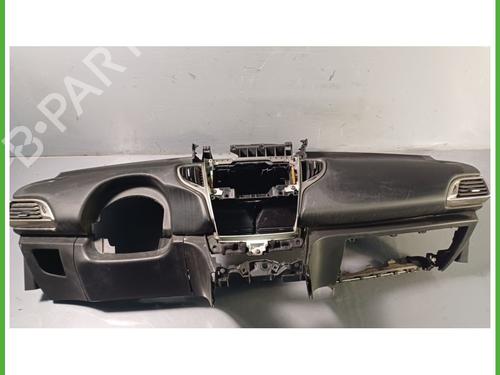 Instrumentbræt LANCIA YPSILON (312_) 1.2 (312.PXA1A, 312.YXA1A) (69 hp) 21801139