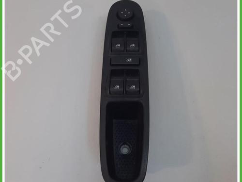 Used Left front window switch Left front window switch LANCIA YPSILON (312_) 0.9 CNG (312.YXG1A) (86 hp) 40135261 40135261