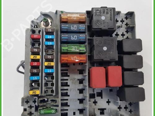 Used Fuse box Fuse box FIAT PUNTO (176_) 1.7 TD (69 hp) 40131866 40131866