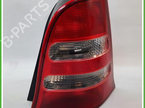 Feu arrière droit MERCEDES-BENZ A-CLASS (W168) A 140 (168.031, 168.131) (82 hp) 12318590