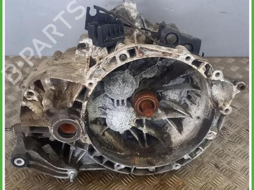 Used Gearbox Gearbox VOLVO V50 (545) 2.0 D (136 hp) 40139984 40139984