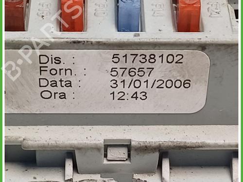 Fuse box FIAT CROMA (194_) 1.9 D Multijet (194AXB1B) | BP22889810E1 