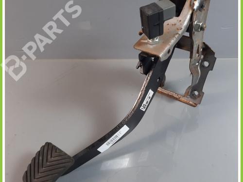 Used Pedal KIA SPORTAGE III (SL) 1.7 CRDi (116 hp) 12151066