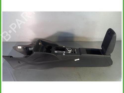 Armrest / Center console AUDI A3 Sportback (8VA, 8VF) 2.0 TDI | BP29355949I20 