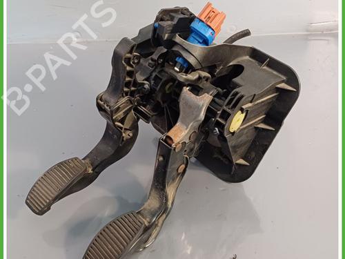 Used Pedal FIAT PANDA (312_, 319_) 0.9 Natural Power (312PXG1A, 312PYC1A) (86 hp) 18602672