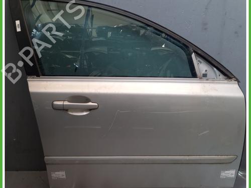 Used Right front door VOLVO V50 (545) 2.0 D (136 hp) 27731486