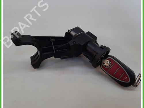 Used Ignition barrel ALFA ROMEO MITO (955_) 1.3 MultiJet (955AXT1A) (84 hp) 13927600