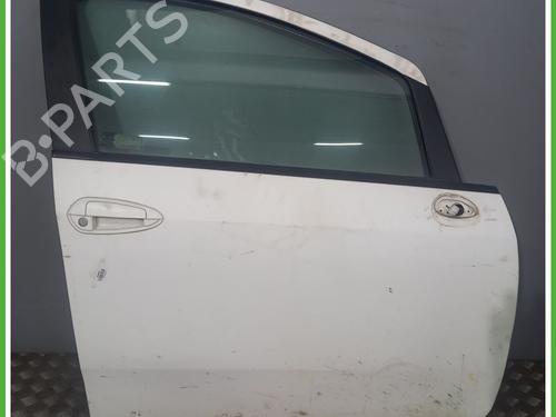 Used Left front door FIAT GRANDE PUNTO (199_) 1.3 D Multijet (199.AXD11, 199.AXD1A, 199.AXD1B,... (90 hp) 17235343