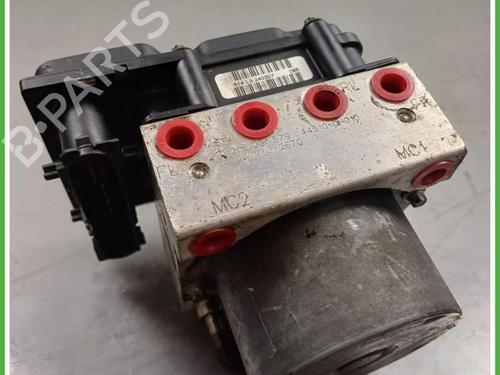 Used ABS pump ABS pump PEUGEOT 107 (PM_, PN_) 1.0 (68 hp) 40136019 40136019