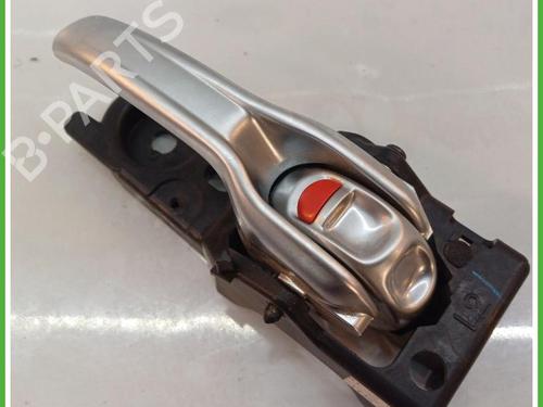 Used Rear right interior door handle Rear right interior door handle JEEP CHEROKEE (KL) 2.2 CRD 4x4 (185 hp) 40138758 40138758