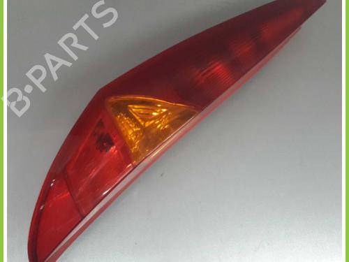 Used Left taillight FIAT PUNTO (188_) 1.2 16V 80 (188.233, .235, .253, .255, .333, .353, .639,... (80 hp) 13628814