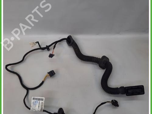Used Middle console MERCEDES-BENZ A-CLASS (W176) A 180 CDI / d (176.012) (109 hp) 13474369