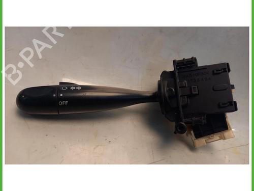 Used Switch Switch TOYOTA YARIS (_P1_) 1.0 (SCP10_, SCP10R) (68 hp) 40075783 40075783