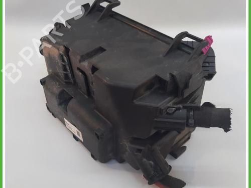 Fuse box OPEL CORSA D (S07) 1.2 (L08, L68) | BP13637527E1 