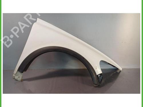 Used Right front fenders Right front fenders VOLVO C30 (533) D2 (115 hp) 40144532 40144532