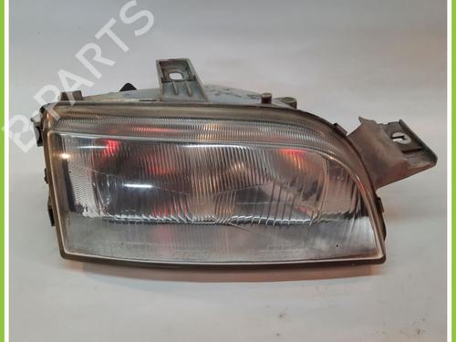 Right headlight FIAT PUNTO (176_) 55 1.1 (54 hp) 13612886