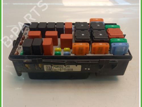 Fuse box FIAT GRANDE PUNTO (199_) 1.3 D Multijet (199.AXD11, 199.AXD1A, 199.AXD1B,... | BP29563852E1 