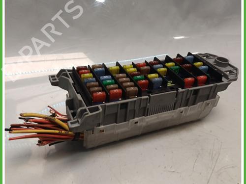 Fuse box OPEL MERIVA A MPV (X03) 1.3 CDTI (E75) | BP30962173E1