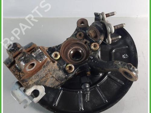 Used Left front steering knuckle Left front steering knuckle VW GOLF VI (5K1) 2.0 TDI (140 hp) 40132766 40132766
