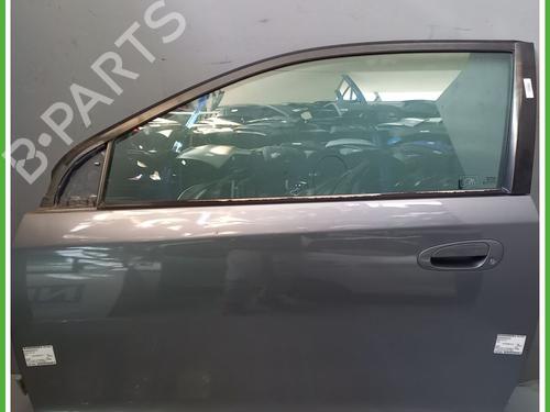 Used Left front door HONDA CIVIC VII Hatchback (EU, EP, EV) 1.7 CTDi (EP4, EU9) (100 hp) 30451410