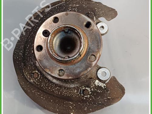 Used Left front steering knuckle BMW 3 Touring (F31) 318 d (150 hp) 18875151