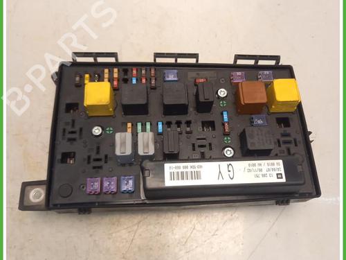 Used Fuse box Fuse box OPEL ASTRA H (A04) 1.6 (L48) (116 hp) 40074862 40074862